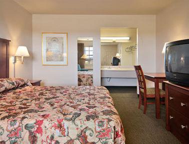 Super 8 By Wyndham West Monroe Hotel Quarto foto